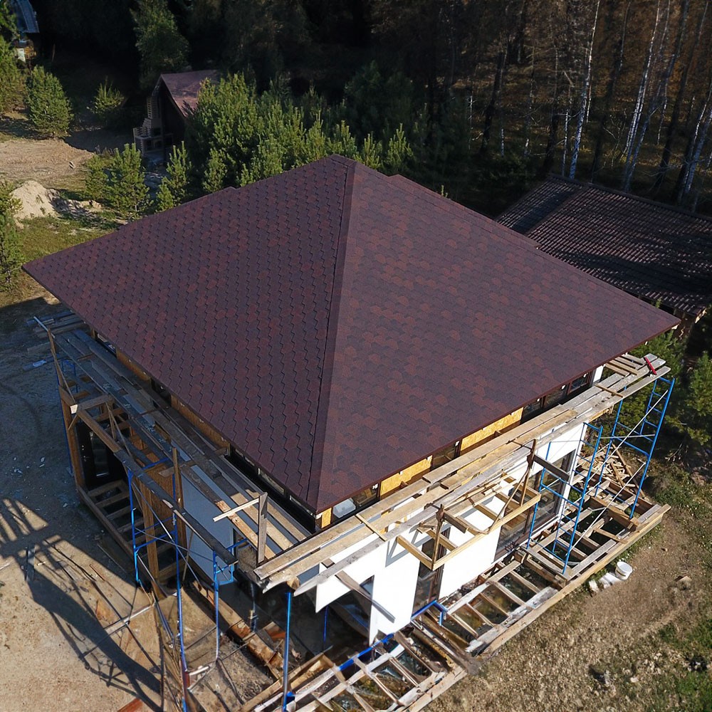 Шатровая крыша в Юхнове и Калужской области